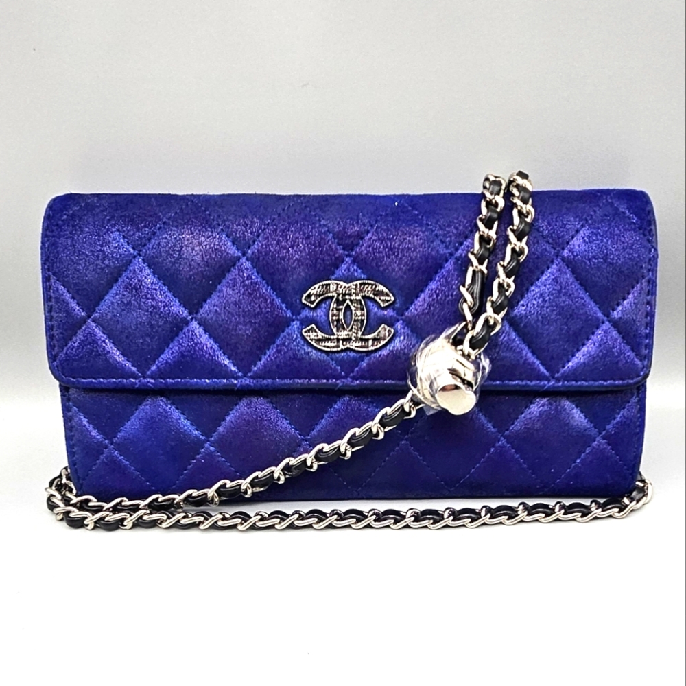 Chanel Quilted Iridescent Blue Wallet on Chain (WOC) Ruthenium HW - Picture 14 of 17